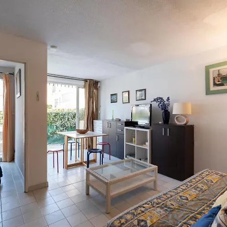 1 Bedroom For 4