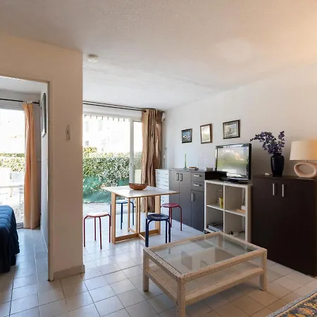 1 Bedroom For 4